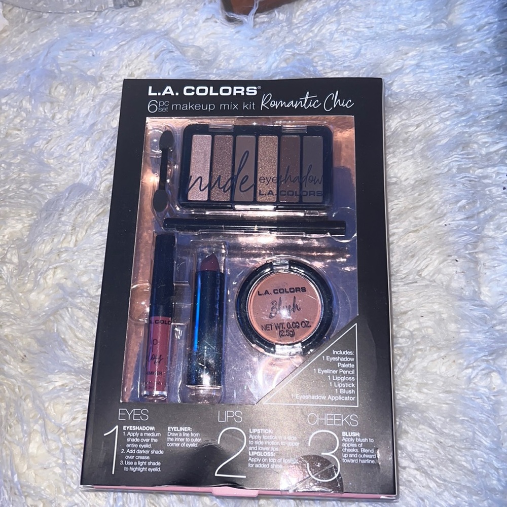 Makeup mix kit